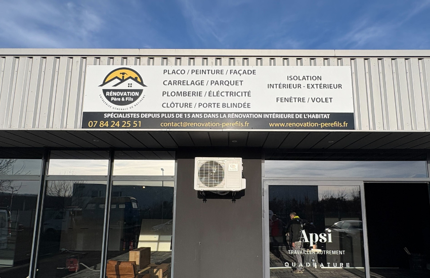 Image d'un panneau enseigne